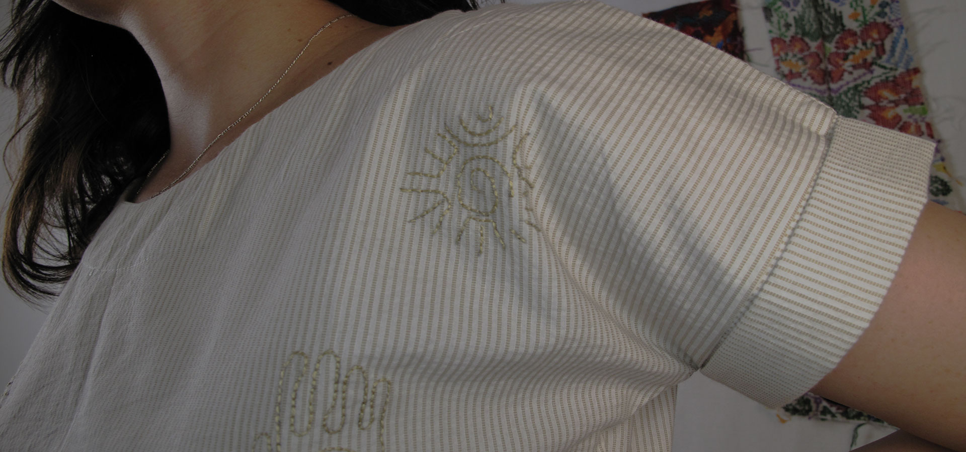 Blusa blanca bordada